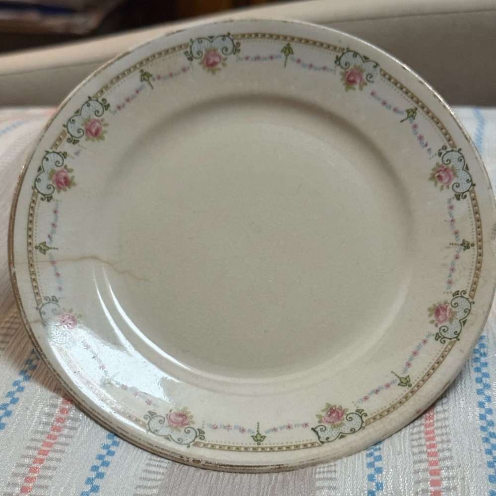 Vintage Homer Laughlin China "Empress" Small Dinner Floral Plate
